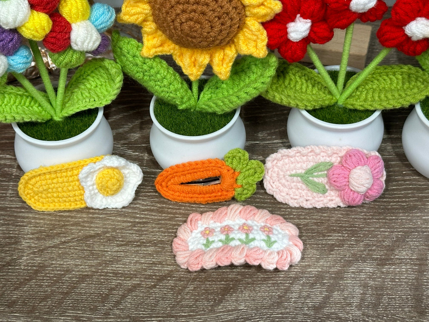 Hand knitted Woolen Hair Clip Pink Flowers Sunday's Creative