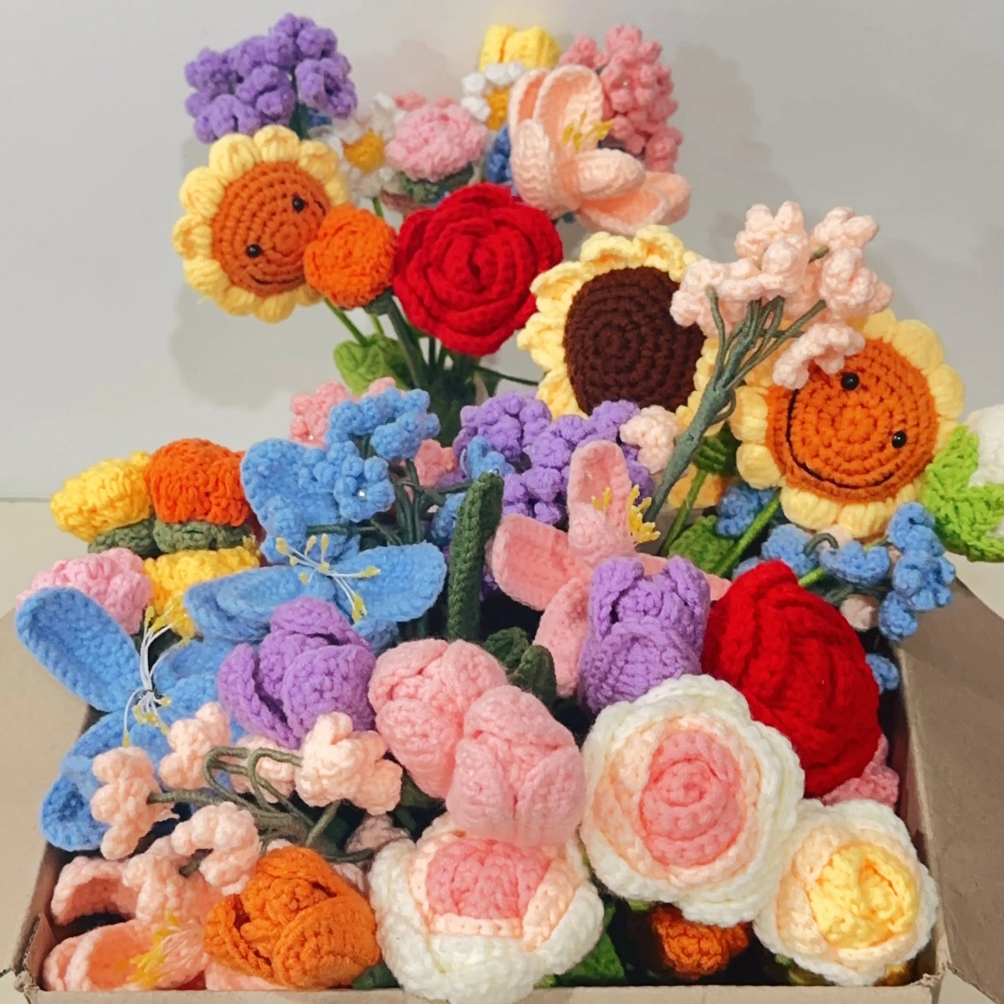 Hand knitted Woolen Roses Sunday's Creative