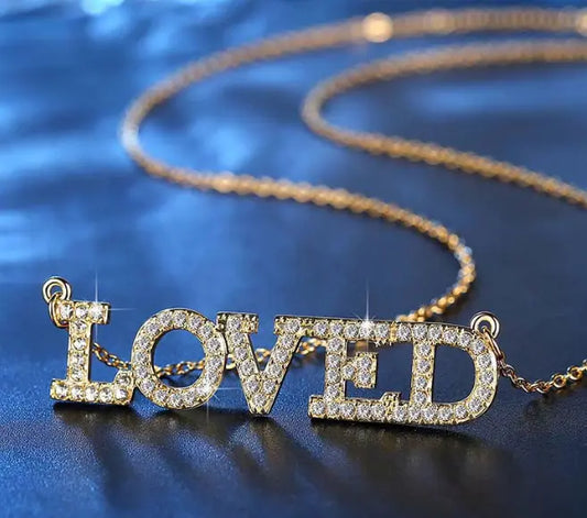 Love shape Designer Elegant Luxury Necklace Sunday's Creative